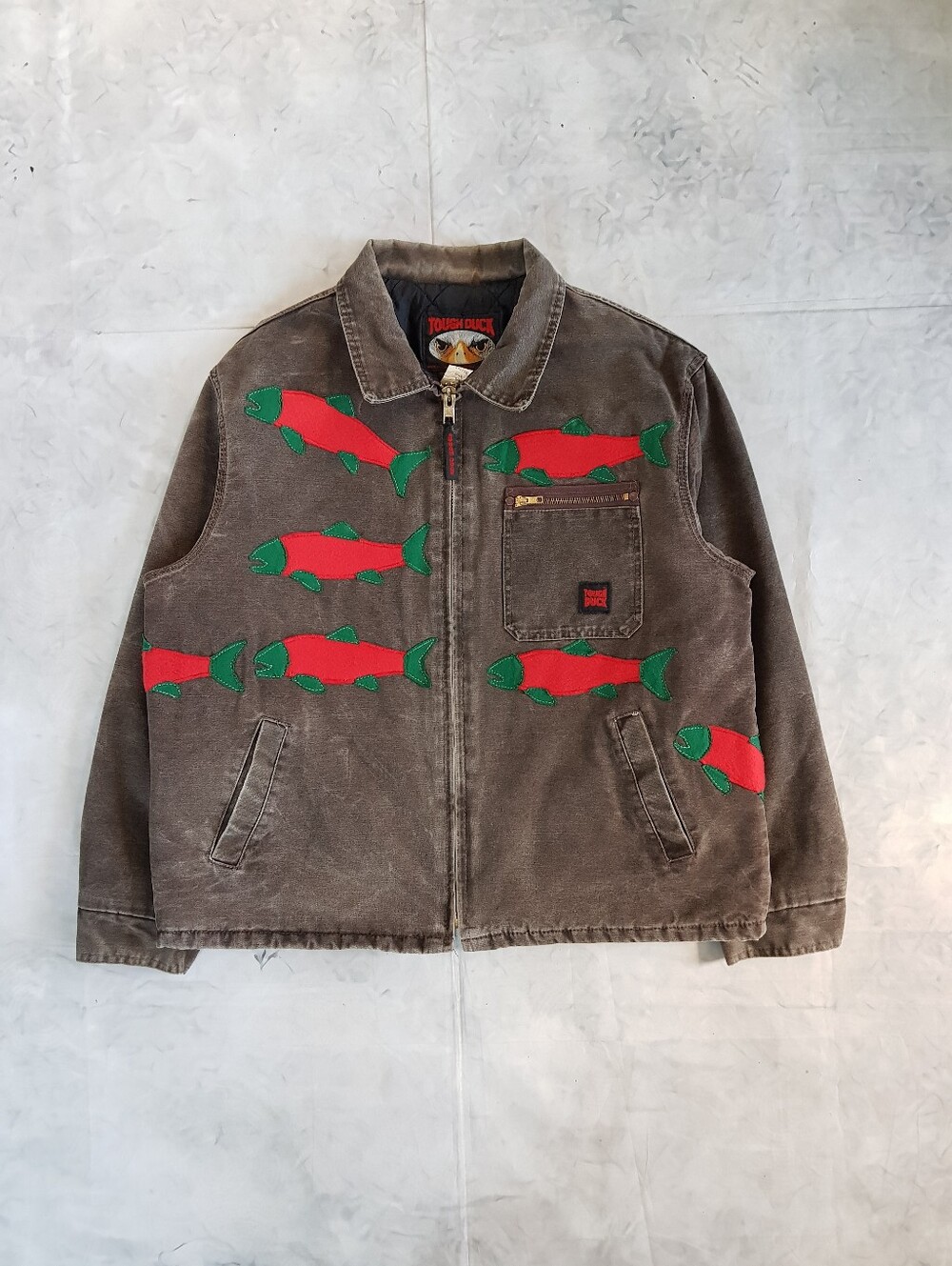 Vintage Upcycled Sockeye Salmon & Grizzly Bear Tough Duck Work Jacket Carhartt - Picture 15 of 16